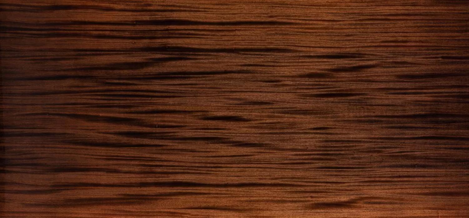 metallic sapeli